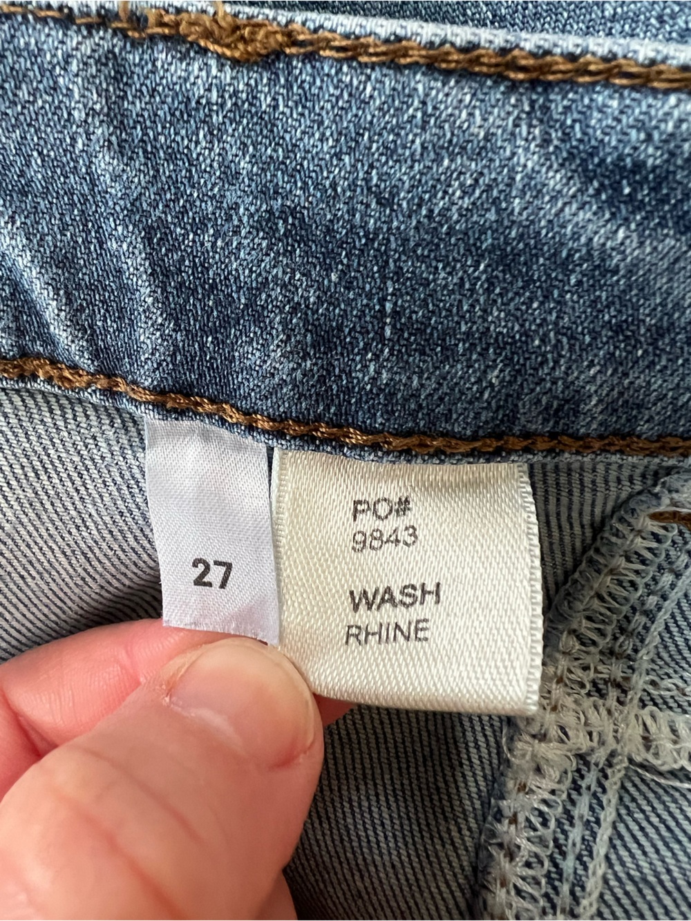 Reformation High Rise Skinny Leg Jeans in Rhine Med Blue Wash (PO# 9843), sz 27 - Picture 7 of 9